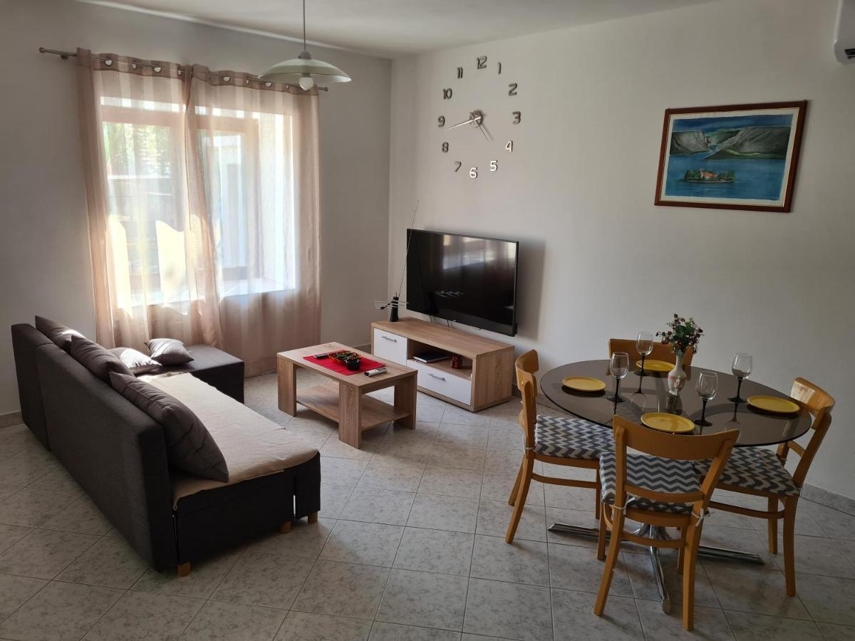 Holiday Home Nena Drniš Exterior foto